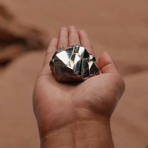 Bartra Product Natural Pyrite Crystal | High-Energy Iron Pyrite Stone from Peru | Healing Properties for Collection, Decoration, Gifting, or Jewelry Making | Cubic, Octahedral or Pyritohedron Shapes - Image 5