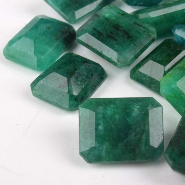 GEMHUB Zambian A+ Grade Green Emerald Approx 200 Ct. Set of Fine 20 Pieces Natural Green Emerald Loose Gemstones Beads - Image 7